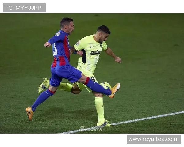 埃瓦尔主场迎战拉斯帕尔玛期待精彩对决与胜利之争 埃瓦尔主场迎战拉斯帕尔玛期待精彩对决与胜利之争